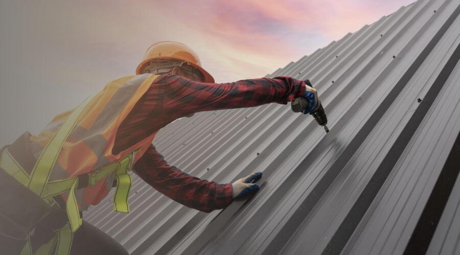 Professional gutter cleaning in Manville, NJ